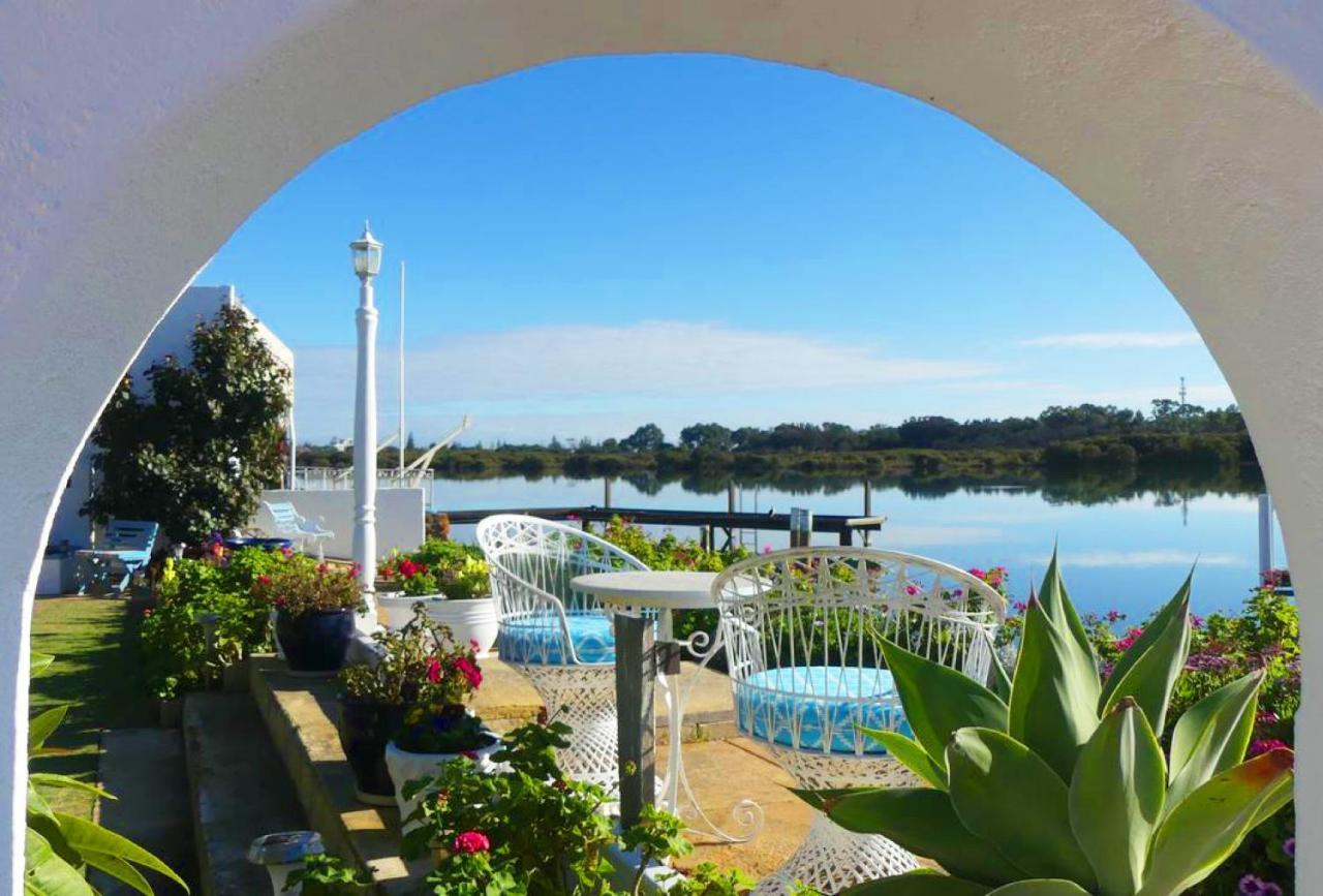 Boathouse Bunbury Bed & Breakfast Exterior photo